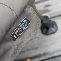 Avid Carp Benchmark Lite System Bedchair -Cheap bags Store avid carp benchmark lite system bedchair 4